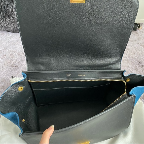 Celine Small Trapeze Bag In Smooth Calfskin - Picture 6 of 11